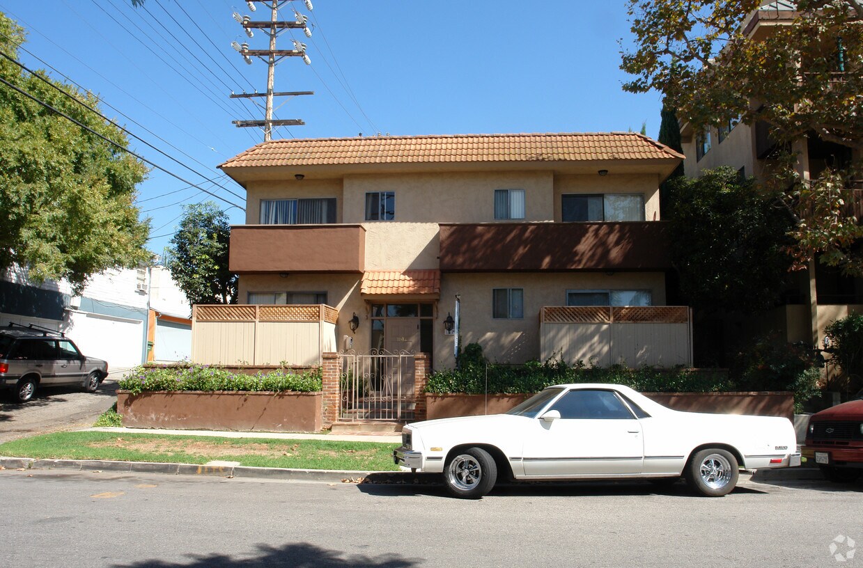 1812 Westholme Ave, Los Angeles, CA 90025 Apartments in Los Angeles