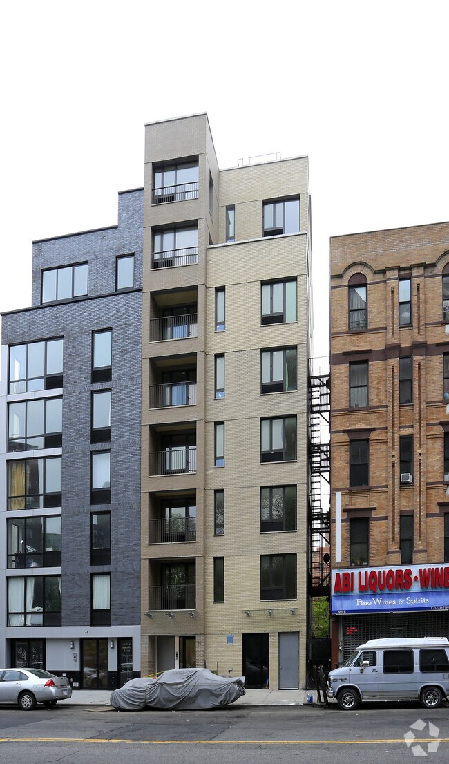 Foto del edificio - 42 E 132nd St