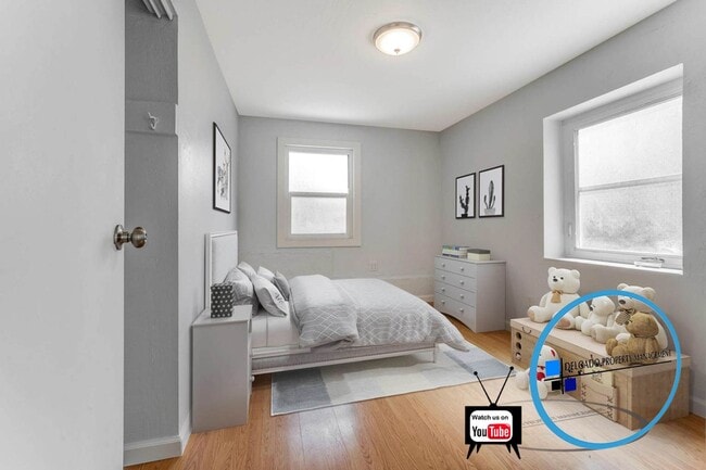 Building Photo - Recently remodeled historic home available...