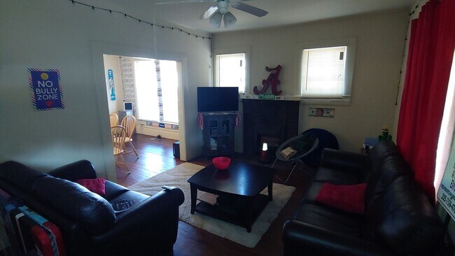Foto del edificio - 800 13th St