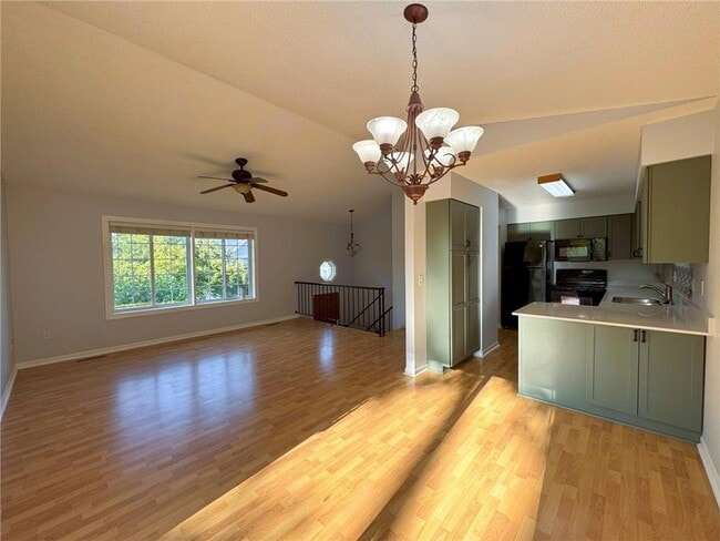 Building Photo - 15805 Griffon Path
