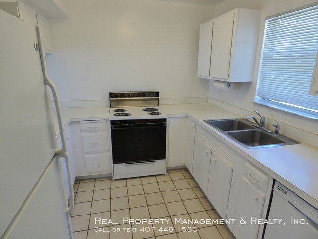 Building Photo - 2 BR / 2 BA In Errol Club Villas