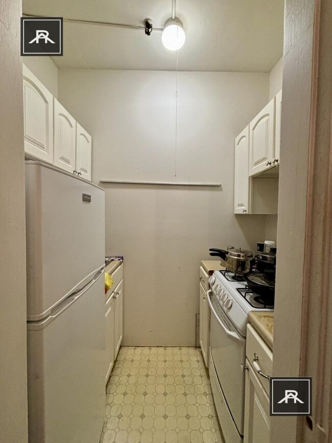 Building Photo - 1 bedroom in Brighton MA 02135