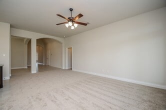 Building Photo - 1326 Watercrest Park Ln