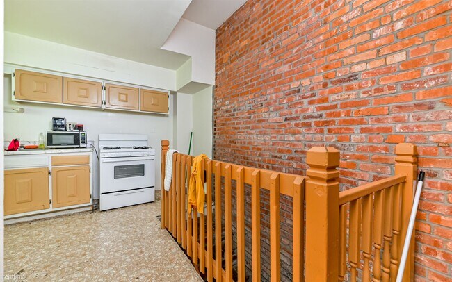 Building Photo - 4 br, 2 bath House - 3206 Kennett Sq
