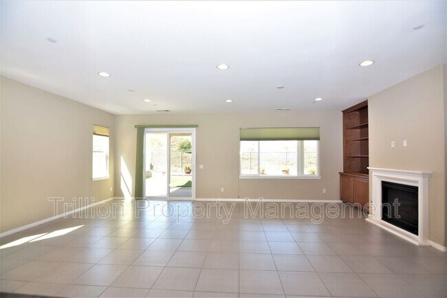 Building Photo - 44321 Marcelina Ct