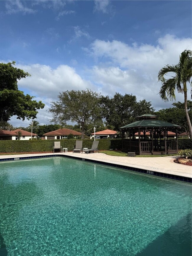 Building Photo - 300 NW 42nd St