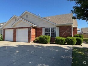 Building Photo - 1112 Brandywine Ln