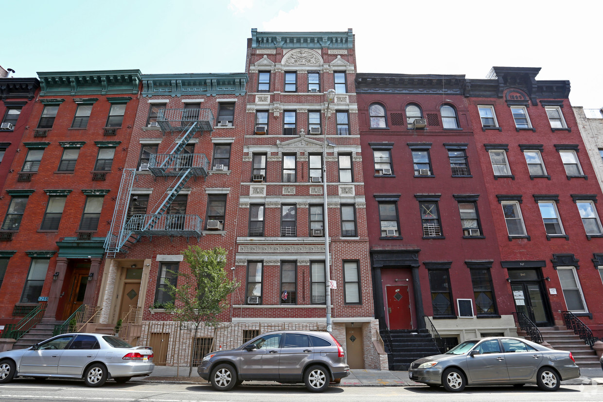 Building Photo - 251-253 E Broadway