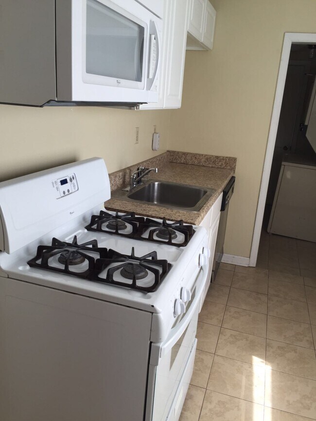 Foto del edificio - 1003 8th St