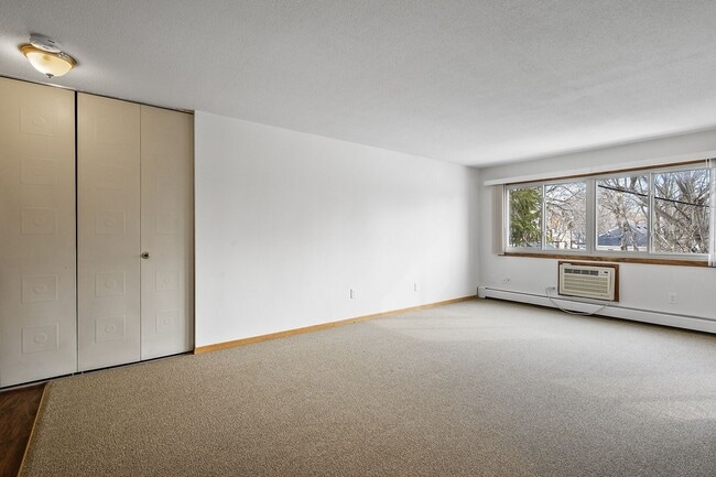 Foto del edificio - Park Pointe - Powderhorn Neighborhood
