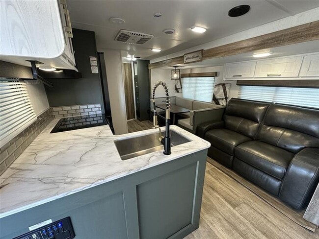 Foto del edificio - 17750 Hwy 155 S