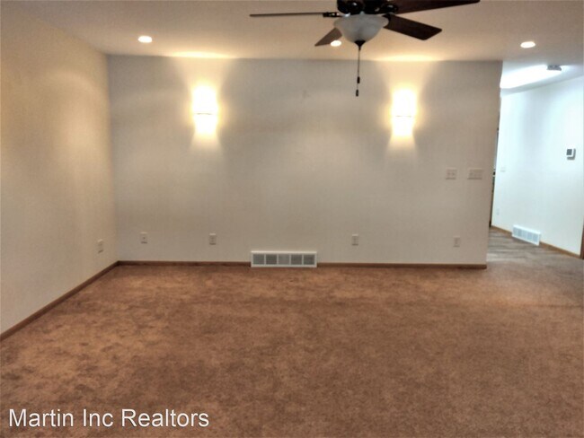 Building Photo - 2 br, 2 bath House - 5309 Blue Bonnet Dr
