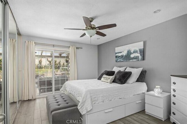 Foto del edificio - 1917 Grandview Ln S