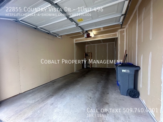 Building Photo - 22855 E Country Vista Dr