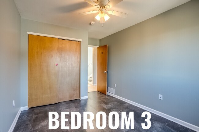 Building Photo - 2137 S Vallejo St