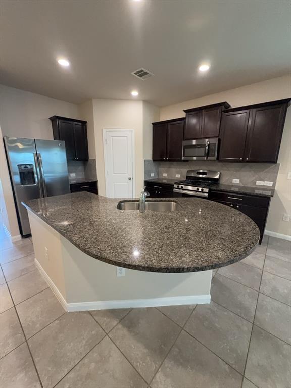 Foto del edificio - 13911 Stripling Ln