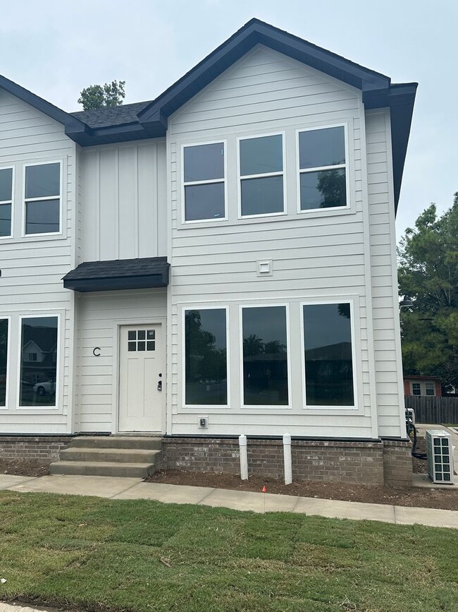 Building Photo - Mountain Home - New Construciton 1 Bedroom...