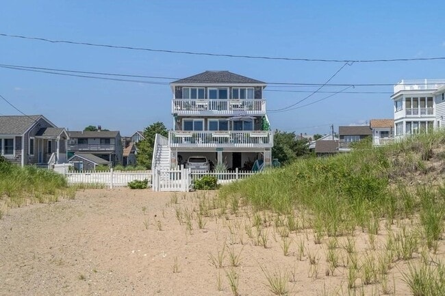 Building Photo - 30 Annapolis Way