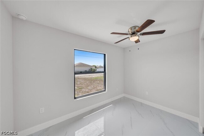 Building Photo - 2001 NW 20th St