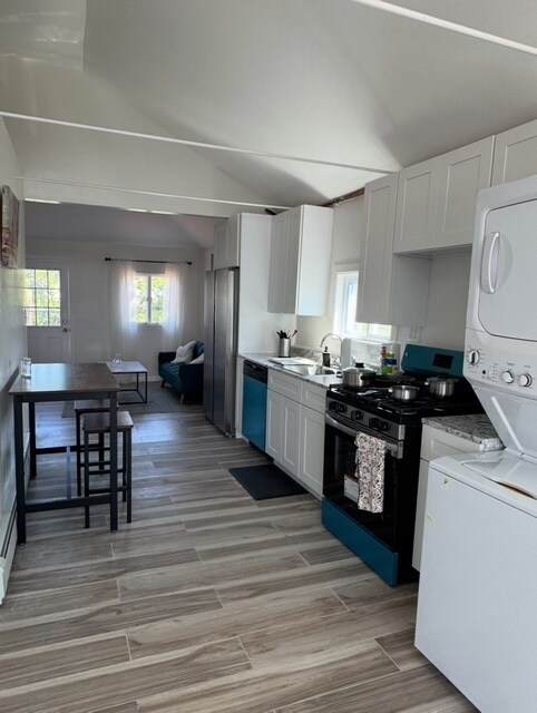 Foto principal - 9924 Russell St