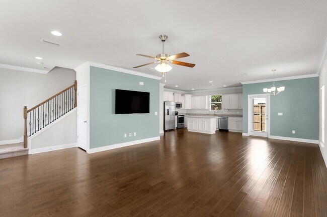 Foto del edificio - 163 Mosaic Oaks Cir