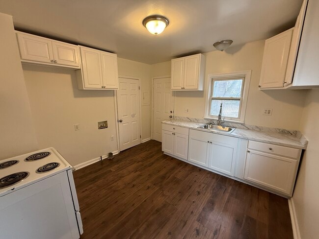 Building Photo - 8123 Westminster Ave