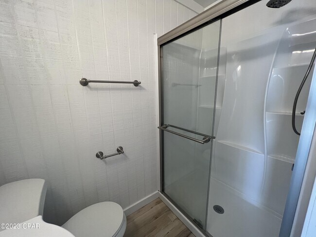 Foto del edificio - 16410 Front Beach Rd