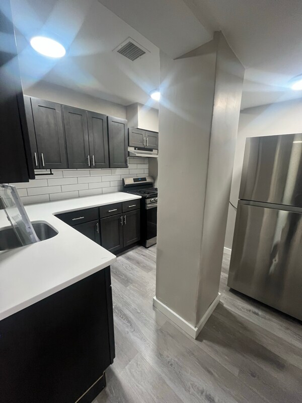 Building Photo - 131 S Harrison St