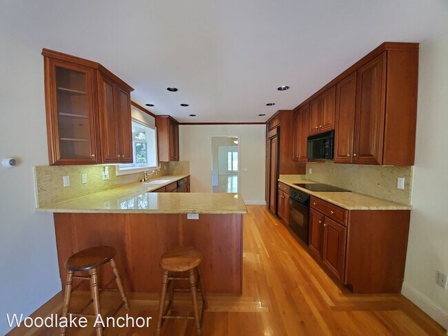 Building Photo - 3 br, 2 bath House - 1468 Cortez Avenue