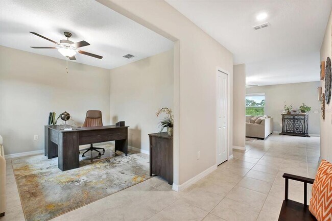 Foto del edificio - 12813 Wildflower Meadow Dr
