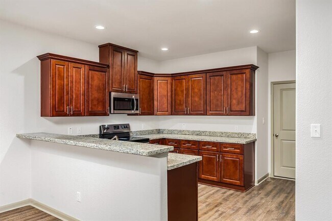 Foto del edificio - 910 Shady Ln