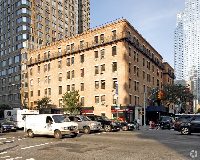 500 W 42nd St, New York, NY 10036 Apartments New York, NY