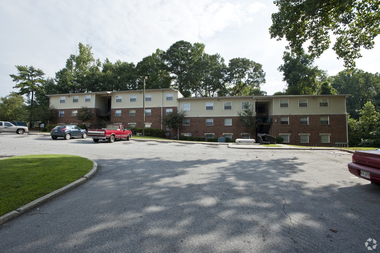 Building Photo - Delmonte Townhomes