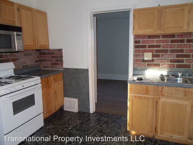 Building Photo - 2 br, 1 bath Apartment - 365 E 161 St