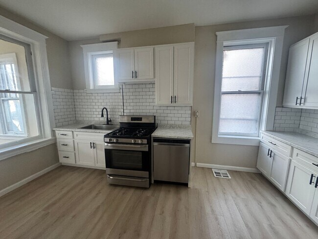 Foto del edificio - 6109 Virginia Ave