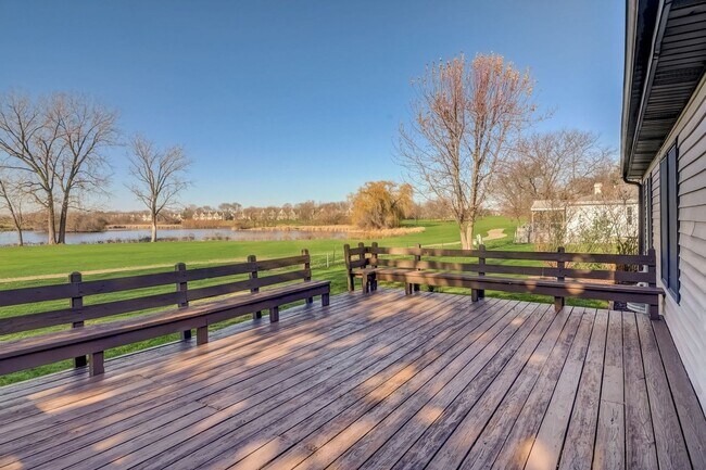 Building Photo - 1378 President St