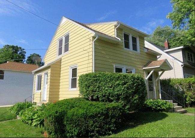 Northeast corner - 602 Edward St
