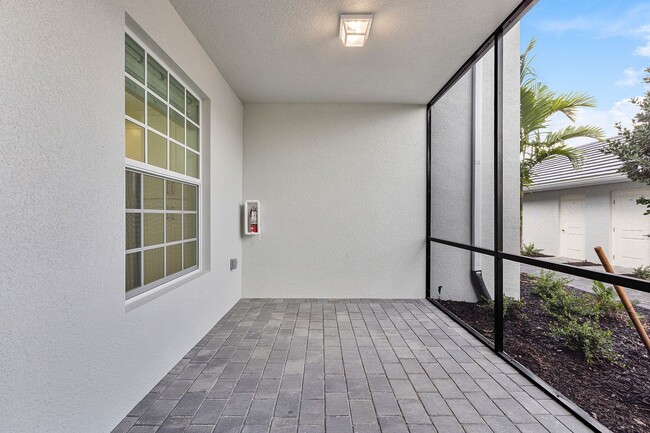 Building Photo - 15185 Bluffton Ln