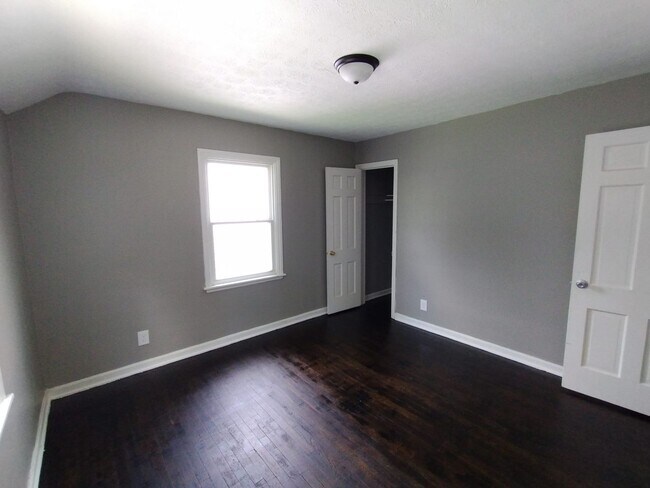 Foto del edificio - 51-53-53 N Waverly St