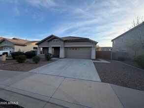 Building Photo - 4455 E Peach Tree Dr