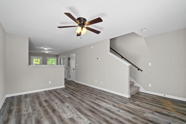 Foto del edificio - 260 Smithson Ln