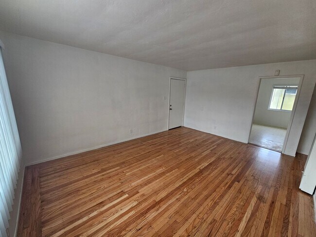 Foto del edificio - Cozy 2-Bed Oakland Apartment: San Leandro ...