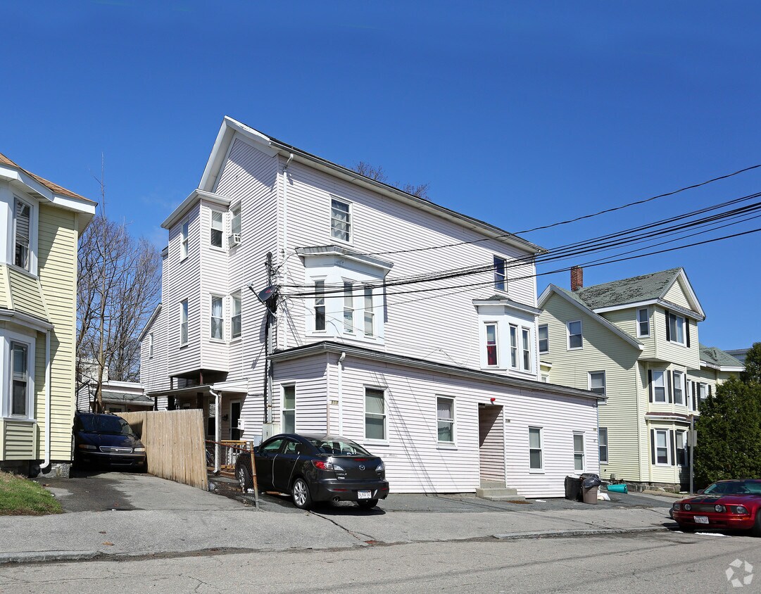 Primary Photo - 147-151 Adams St