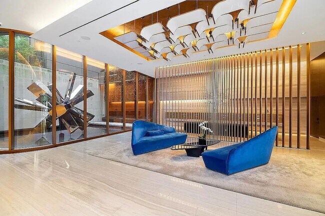 Foto del edificio - 572 Eleventh Avenue