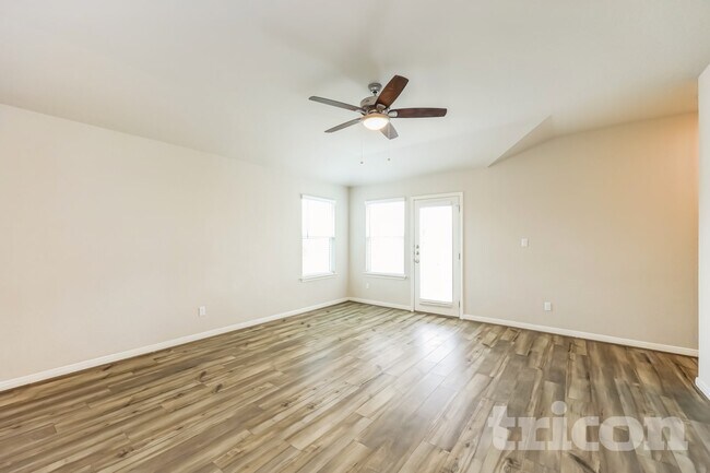 Foto del edificio - 13527 Emerson Wy