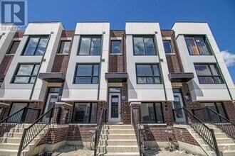 Building Photo - 14 Bateson St