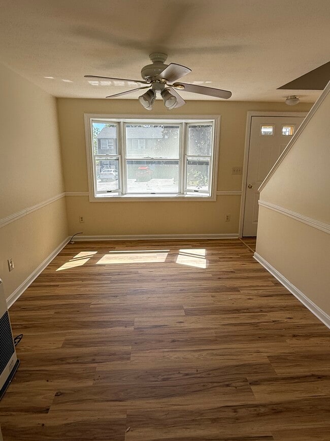 Building Photo - 5A Caryn Dr