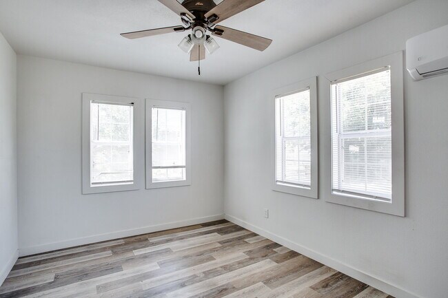 Foto del edificio - Modern-cozy 2 bedroom in medical district