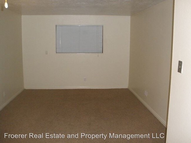 Foto del edificio - 986 W 300 S